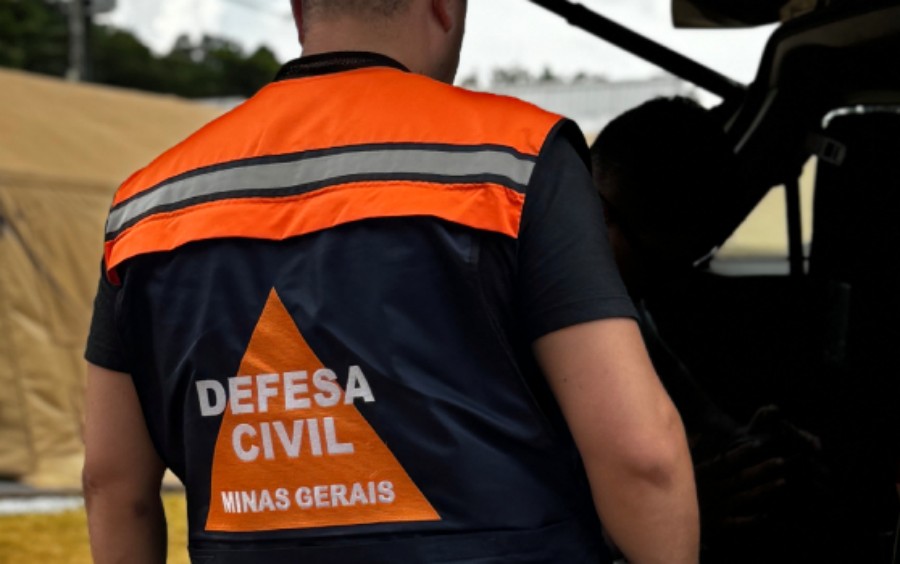 Blitz educativa marca aniversario da Defesa Civil em Lavras