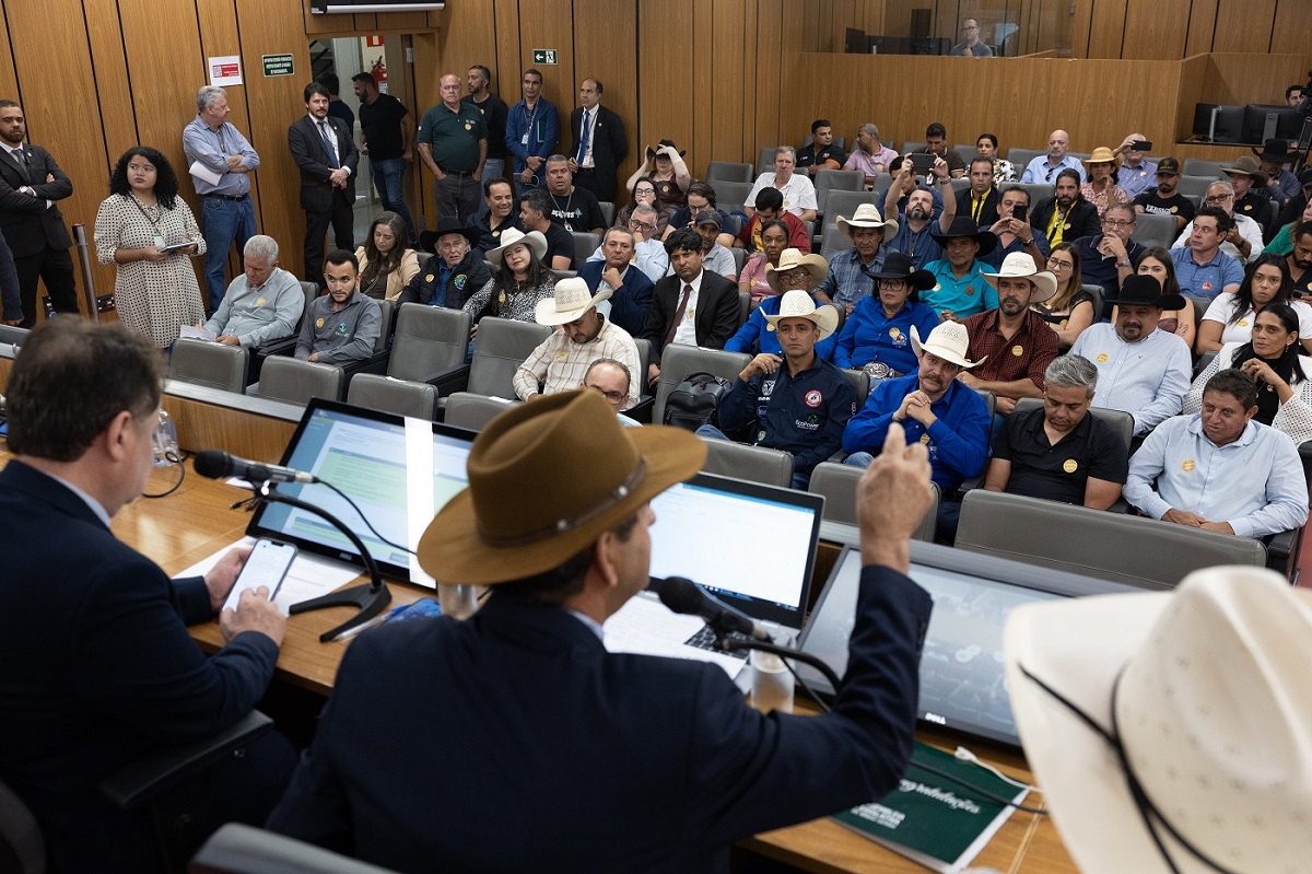 Comissão de Desenvolvimento Econômico debate os impactos econômicos e a sustentabilidade dos rodeios em Minas.