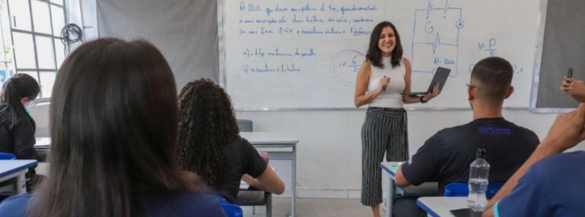 sala de aula -concurso da educação