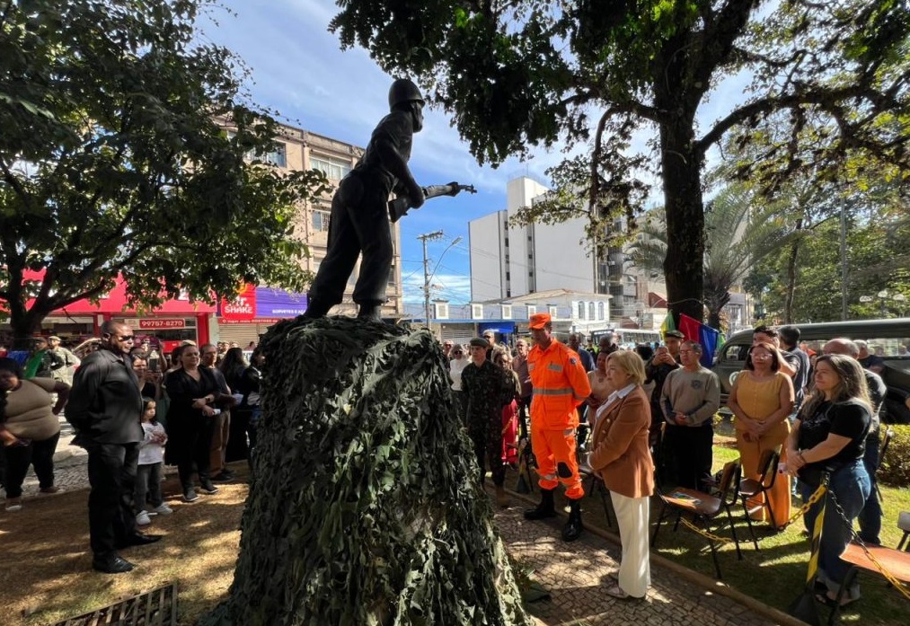 Lavras celebra Dia da Vitória e homenageia ex-combatentes Lavras celebra Dia da Vitória e homenageia ex-combatentes